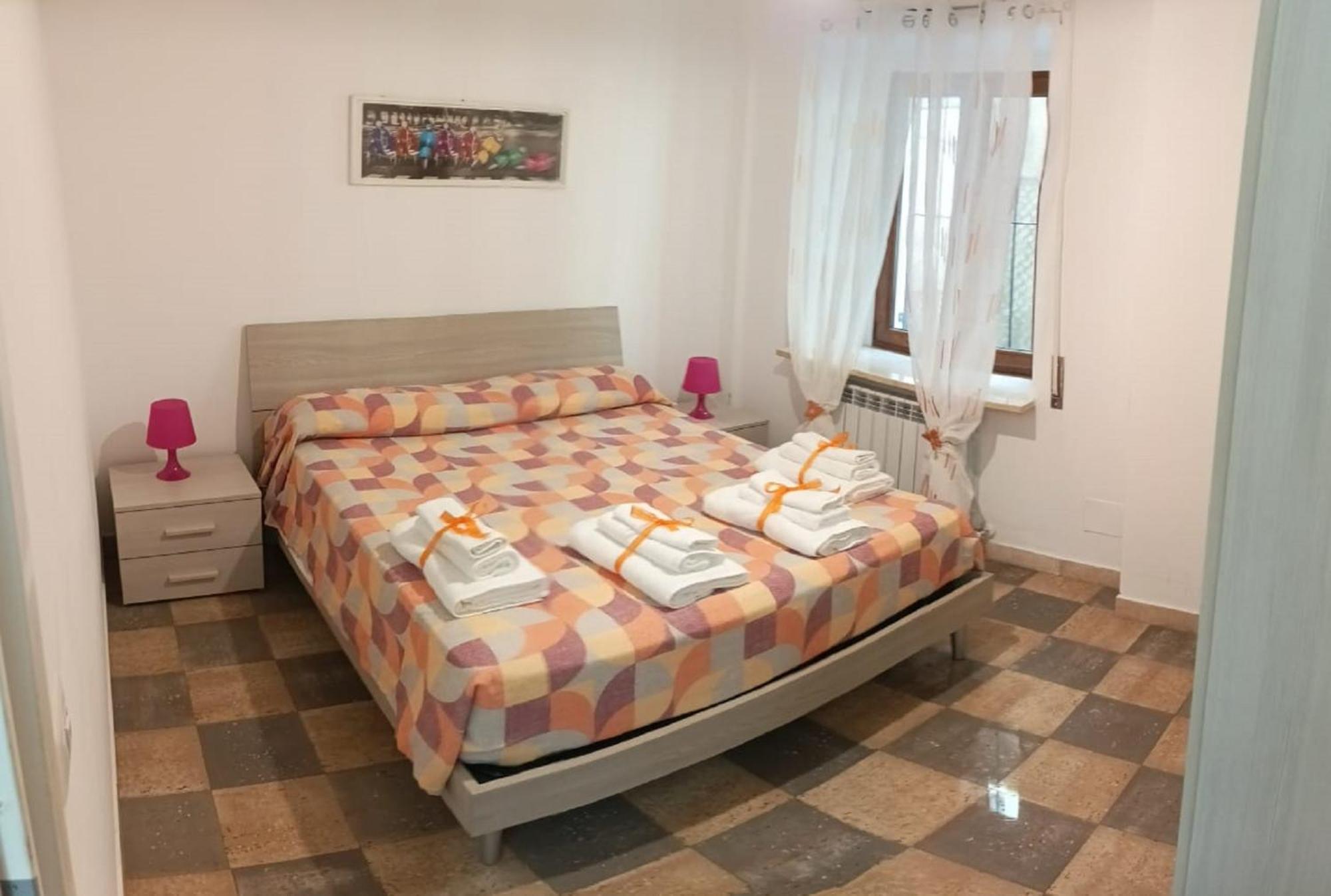 Casa Di Lella Ai Musei Vaticani, Rome