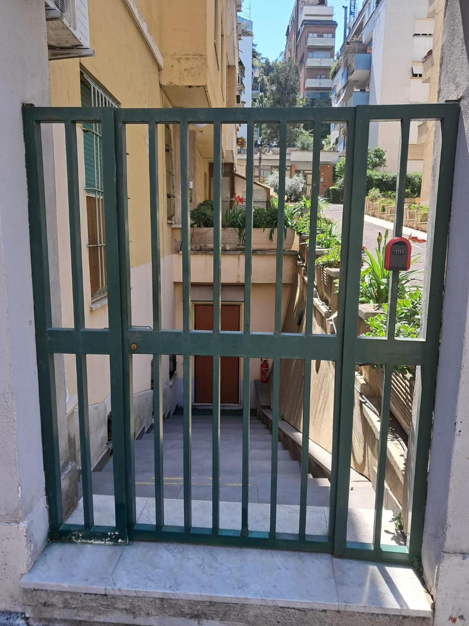 Casa Di Lella Ai Musei Vaticani — Photos 3